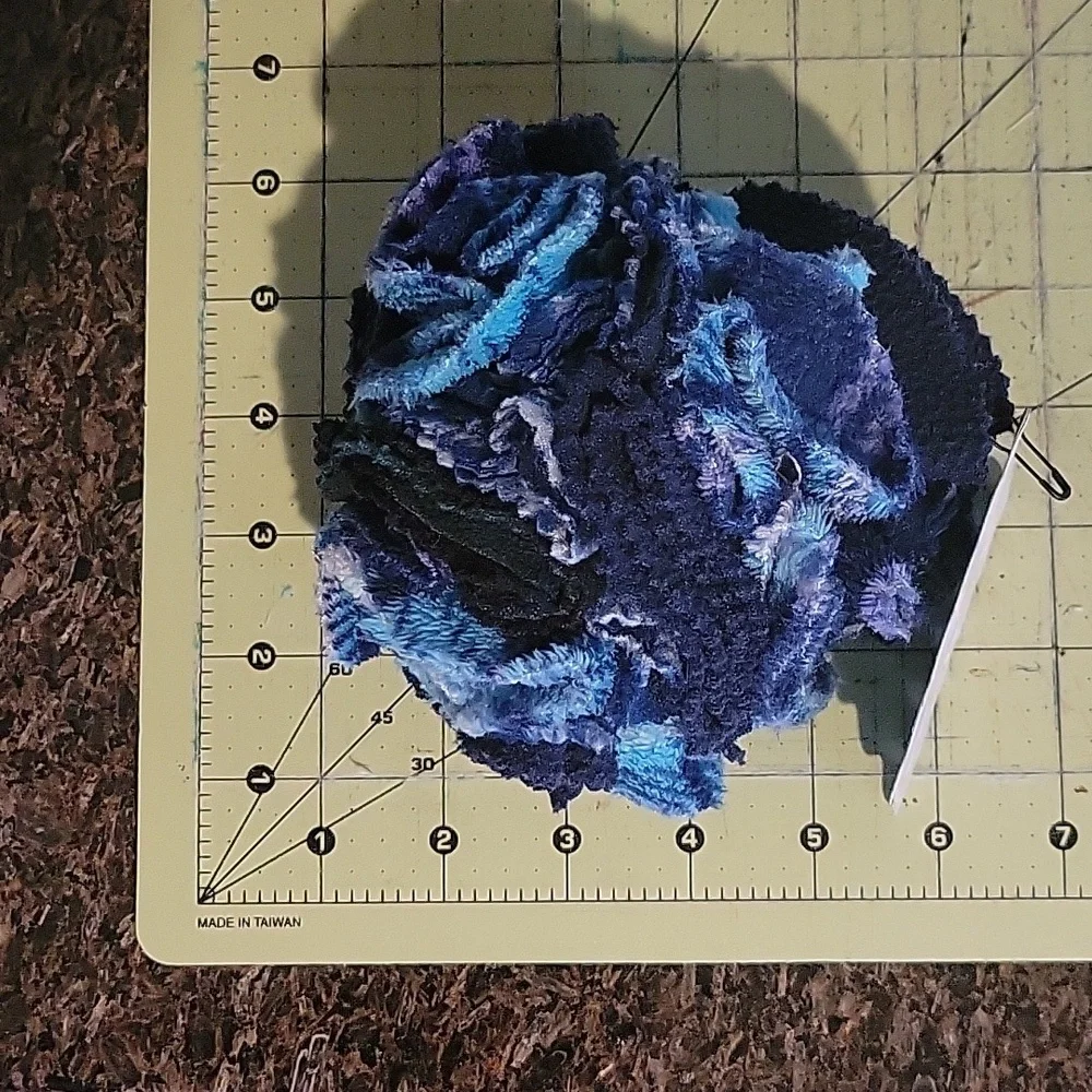 For Dogs X-Small - snuffle sniffer ball with plaids and solids